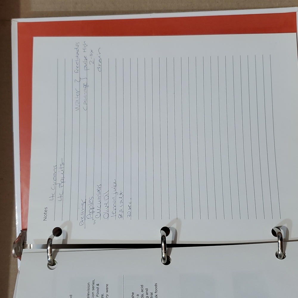 👩🏻‍🍳 Live Fresh Cookbook By Vitamix rind bound hardcover book 📚 - Picture 12 of 16